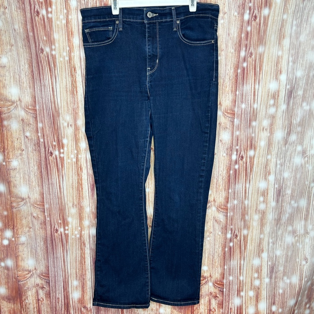 Levi’s Slimming Boot Blue Jeans Size 32 Dark Wash